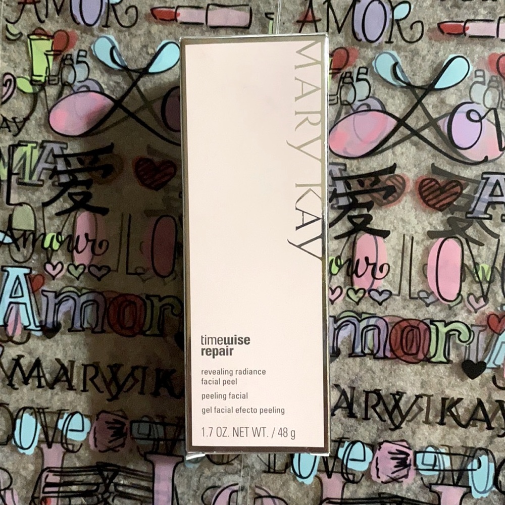 TimeWise Repair Revealing Radiance Facial Peel.